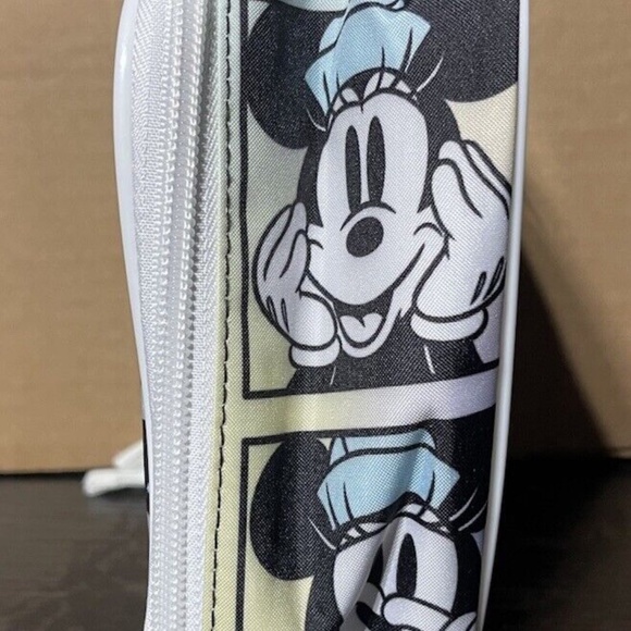 Disney Minnie Mouse Insulated Zipped Lunch Bag for Kids By Bloworld - Picture 4 of 12